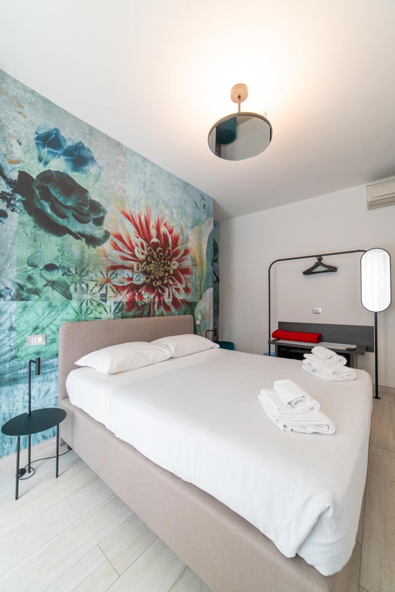 Lilium Maris Hotel *